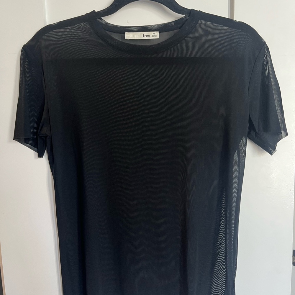 Aritzia Wilfred Free sheer black T-shirt